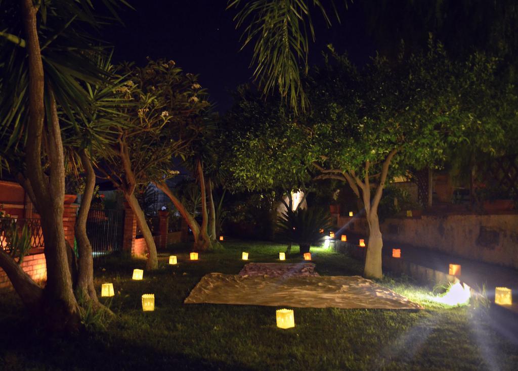 B&B Villa Vittoria Giardini Naxos Luaran gambar