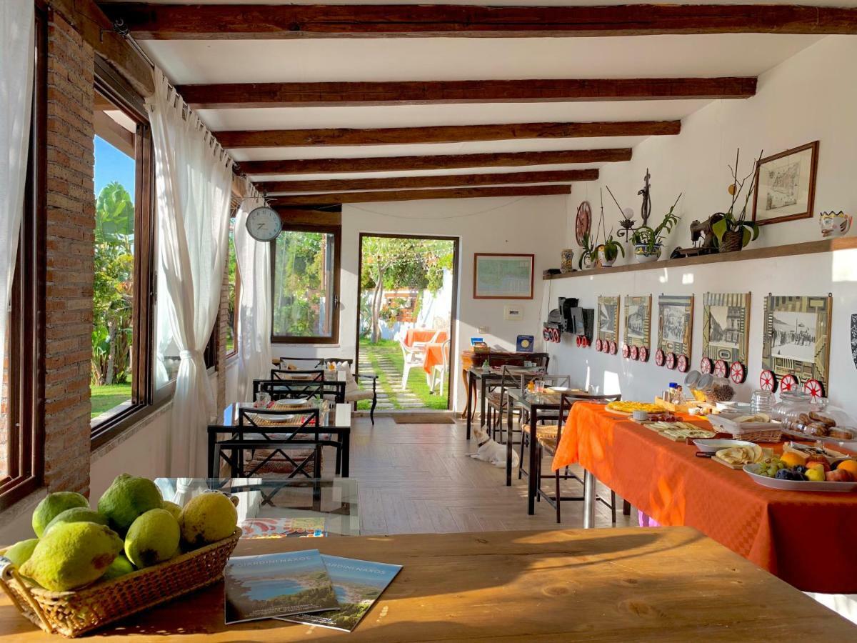 B&B Villa Vittoria Giardini Naxos Luaran gambar